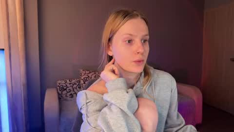 Britney online show from 09-16-25, 06:14