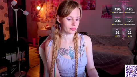 Britney online show from 04-04-26, 07:22