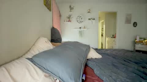 Snapshot of lunadaddysgirl chatting on 03-16-26, 08:24 Luna Daddys Girl online show from 03-16-26, 08:24