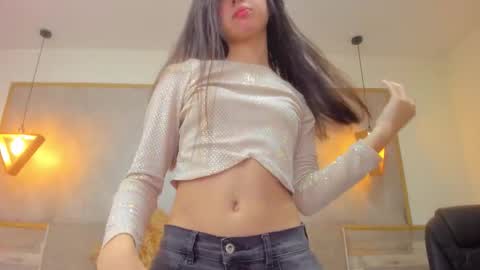 LUNA  online show from 10-22-25, 04:40