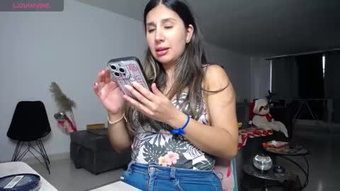 Snapshot of lunagardners chatting on 01-05-26, 10:24 lunagardners online show from 01-05-26, 10:24