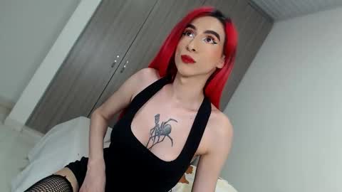 Snapshot of lunahot05xxx chatting on 01-19-25, 11:43 LUNA online show from 01-19-25, 11:43