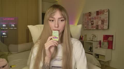 Snapshot of lunainnk chatting on 02-04-26, 01:44 Luna online show from 02-04-26, 01:44