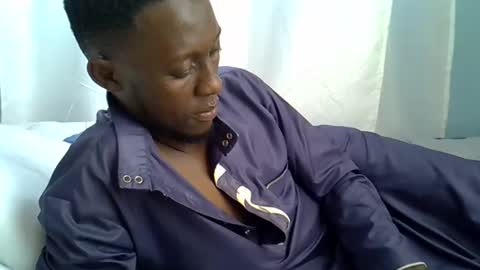 Snapshot of lunalove22_ chatting on 09-16-25, 04:57 lunalove22_ online show from 09-16-25, 04:57