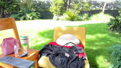Snapshot of lunaluxe1001 chatting on 05-28-26, 02:03 lunaluxe1001 online show from 05-28-26, 02:03