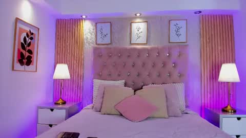 Snapshot of lunamillers_ chatting on 07-11-26, 04:37 lunamillers_ online show from 07-11-26, 04:37