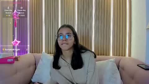 Snapshot of lunamillers_ chatting on 07-13-26, 04:15 lunamillers_ online show from 07-13-26, 04:15