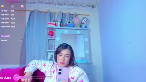 Snapshot of lunamontiel_ chatting on 06-19-26, 02:27 Luna online show from 06-19-26, 02:27