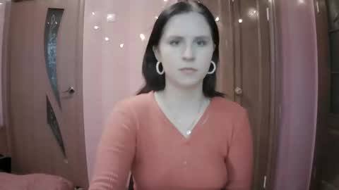 Snapshot of lunamystique_ chatting on 01-27-25, 01:41 lunamystique_ online show from 01-27-25, 01:41