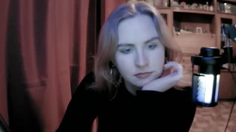 lunamystique_ online show from 02-06-26, 05:16