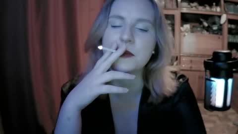 lunamystique_ online show from 05-22-26, 04:23