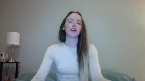 Snapshot of lunapixie2020 chatting on 09-22-25, 12:34 lunapixie2020 online show from 09-22-25, 12:34