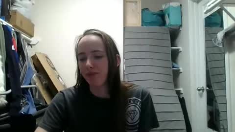 lunapixie2020 online show from 05-18-26, 11:32