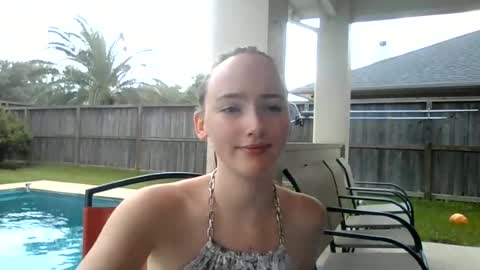 Snapshot of lunapixie2020 chatting on 06-17-26, 09:16 lunapixie2020 online show from 06-17-26, 09:16