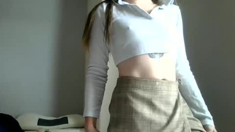 Snapshot of lunapixie2020 chatting on 07-06-26, 07:38 lunapixie2020 online show from 07-06-26, 07:38