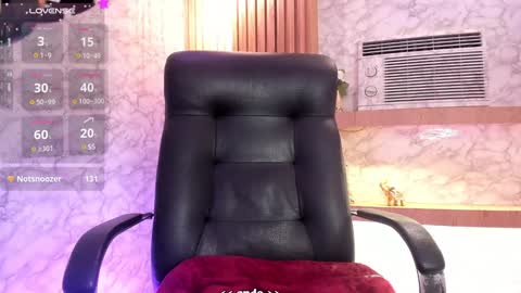 Snapshot of lunapleasure_ chatting on 01-11-25, 11:02 Luna online show from 01-11-25, 11:02