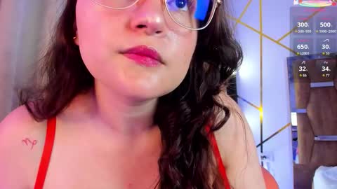 Snapshot of lunapleasure_ chatting on 11-08-25, 06:35 Luna online show from 11-08-25, 06:35