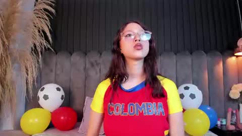 Snapshot of lunar_lustx chatting on 06-27-26, 07:08 lunar_lustx online show from 06-27-26, 07:08