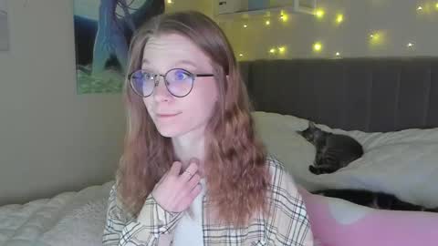 Sofia online show from 02-19-25, 01:17