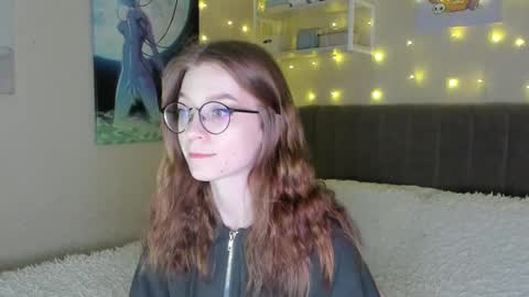 Sofia online show from 03-06-25, 01:24