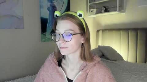 Sofia online show from 09-21-25, 03:35