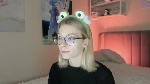 Sofia online show from 11-20-25, 12:16