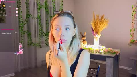 Kelly online show from 12-14-25, 02:44