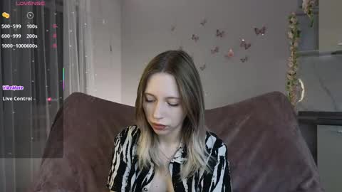 Kelly online show from 04-19-26, 04:50