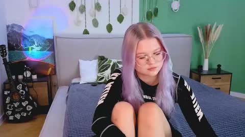 lunariafox online show from 03-20-26, 02:44