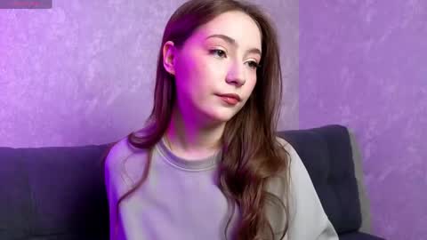 Snapshot of lunarialive chatting on 05-29-26, 09:29 Sonya online show from 05-29-26, 09:29