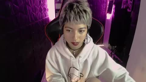 Snapshot of lunarichy chatting on 02-23-26, 07:44 lunarichy online show from 02-23-26, 07:44