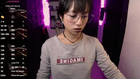 Snapshot of lunarichy chatting on 06-01-26, 06:20 lunarichy online show from 06-01-26, 06:20