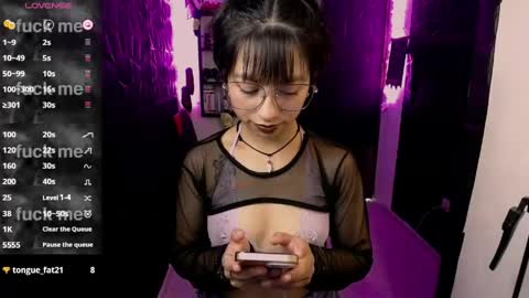 Snapshot of lunarichy chatting on 06-02-26, 08:00 lunarichy online show from 06-02-26, 08:00