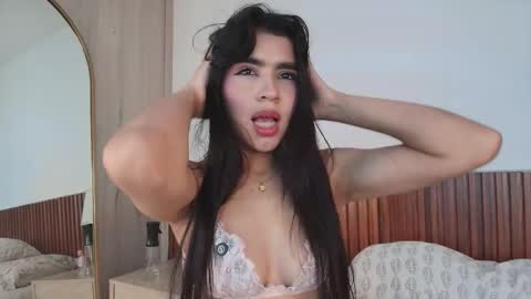 Snapshot of lunarousse_ chatting on 05-20-26, 03:24 Luna Rousse online show from 05-20-26, 03:24