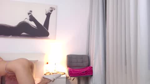 Snapshot of lunastars13 chatting on 01-13-25, 03:47 lunastars13 online show from 01-13-25, 03:47