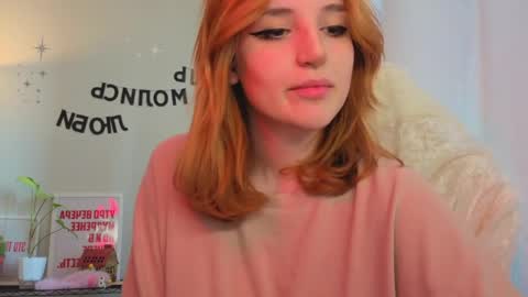 Snapshot of lunatale chatting on 05-11-26, 02:56 Kate online show from 05-11-26, 02:56