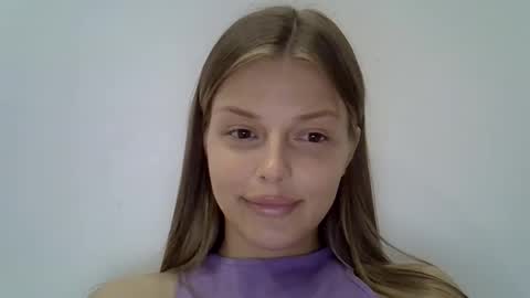 Snapshot of lunav7 chatting on 09-21-25, 07:04 Luna online show from 09-21-25, 07:04