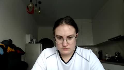 lunavelvet3 online show from 12-04-25, 09:51