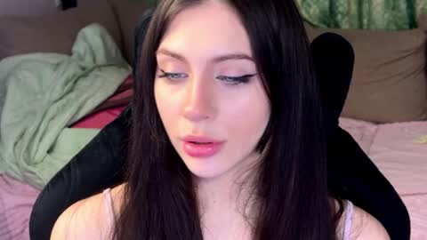 Luna online show from 05-29-26, 08:40