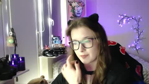 Snapshot of lunaxcherry chatting on 05-09-26, 11:04 LunaXcherry online show from 05-09-26, 11:04