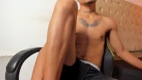 Snapshot of lunay_bigcock420 chatting on 11-15-25, 08:11 lunay_bigcock420 online show from 11-15-25, 08:11