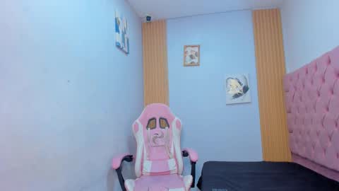 Snapshot of lunay_bigcock420 chatting on 12-04-25, 08:45 lunay_bigcock420 online show from 12-04-25, 08:45