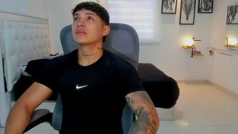 Lunay online show from 04-06-26, 02:40