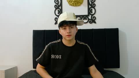 Snapshot of lunaydream chatting on 06-03-26, 11:35 lunaydream online show from 06-03-26, 11:35