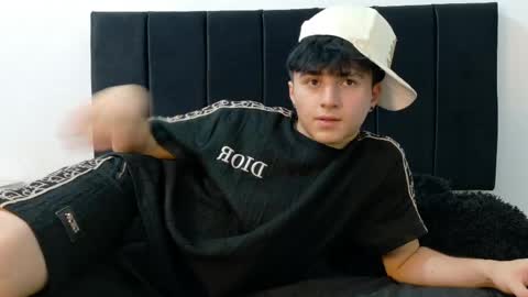 Snapshot of lunaydream chatting on 06-03-26, 02:33 lunaydream online show from 06-03-26, 02:33