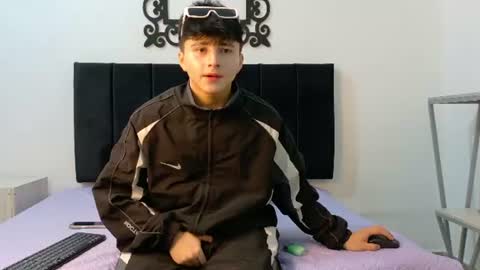 Snapshot of lunaydream chatting on 06-25-26, 11:59 lunaydream online show from 06-25-26, 11:59