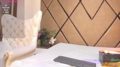 lunitadiva online show from 02-21-25, 12:28