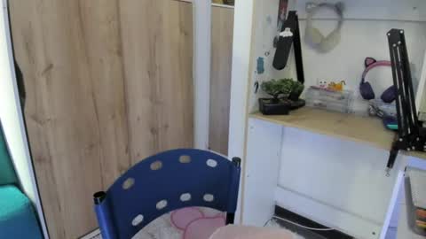 Snapshot of lunivyra chatting on 07-31-26, 02:38 lunivyra online show from 07-31-26, 02:38
