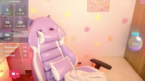 Snapshot of lunna_greys chatting on 01-09-25, 01:39 lunnag online show from 01-09-25, 01:39