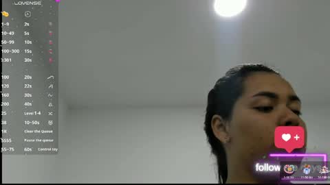 Snapshot of lunna_noir chatting on 05-05-26, 09:23 lunna_noir online show from 05-05-26, 09:23